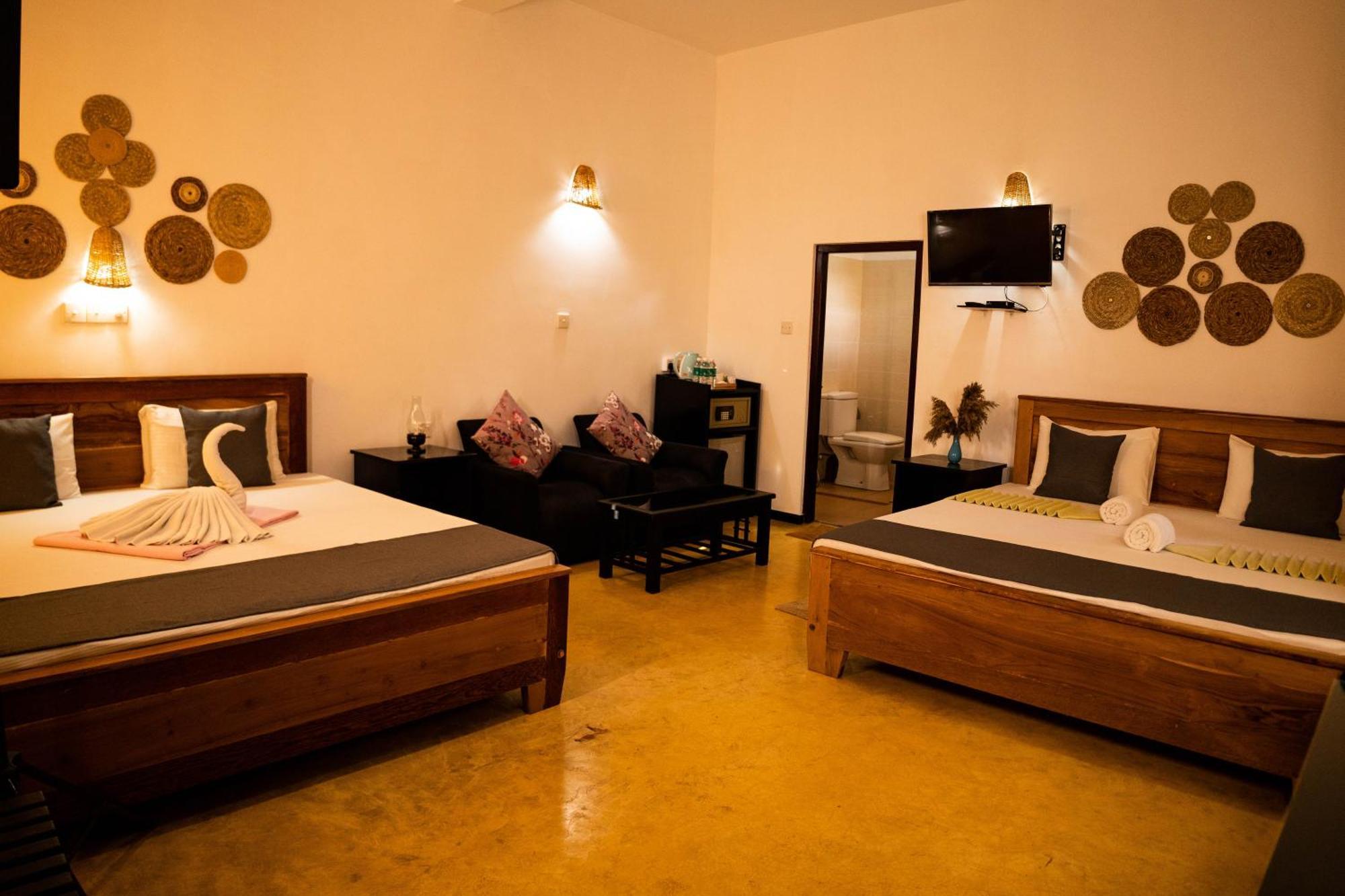 Bay Watch Hotel Unawatuna